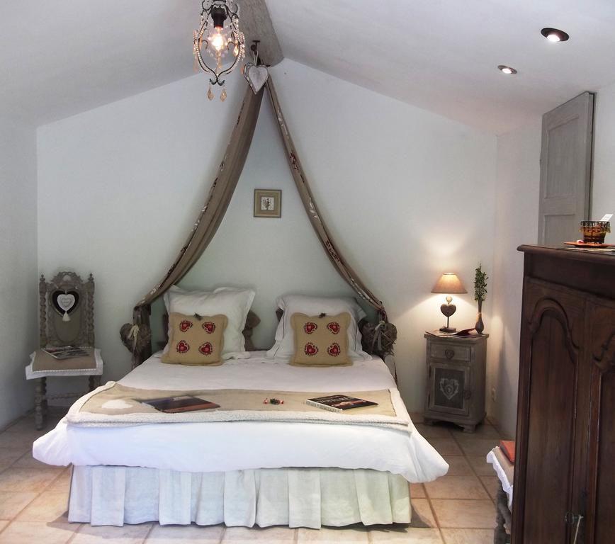 Maison d'hôtes La Bastide Du Vallon à Saumane-de-Vaucluse Chambre photo